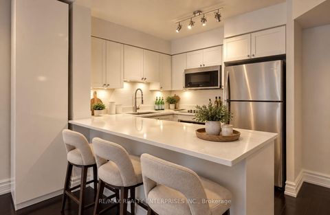 Photo 8 at 219 - 1000 King Street W, Niagara, Toronto