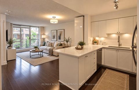 Photo 10 at 219 - 1000 King Street W, Niagara, Toronto