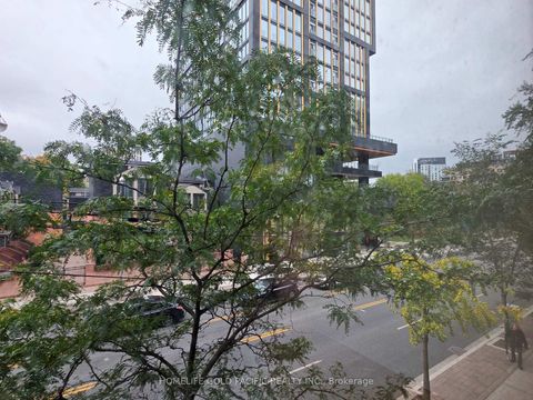 Photo 7 at 207 - 117 Gerrard Street E, Yonge Corridor, Toronto