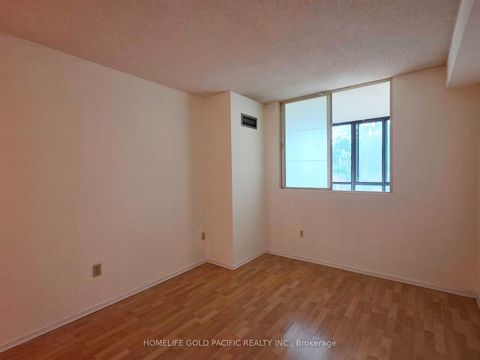 Photo 12 at 207 - 117 Gerrard Street E, Yonge Corridor, Toronto