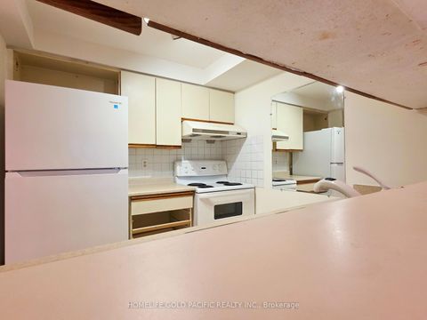 Photo 14 at 207 - 117 Gerrard Street E, Yonge Corridor, Toronto