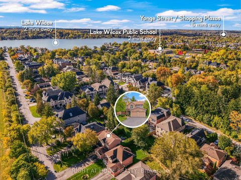 Photo 1 at 212 Olde Bayview Avenue, Oak Ridges Lake Wilcox, Richmond Hill