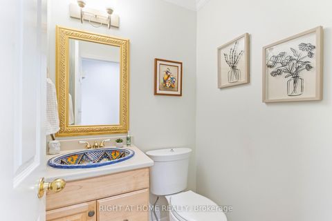 Photo 18 at 212 Olde Bayview Avenue, Oak Ridges Lake Wilcox, Richmond Hill