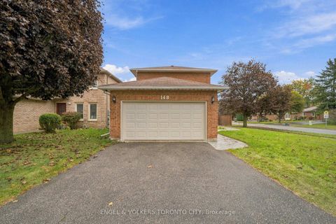 Photo 2 at 148 Aurora Heights Drive, Aurora Heights, Aurora