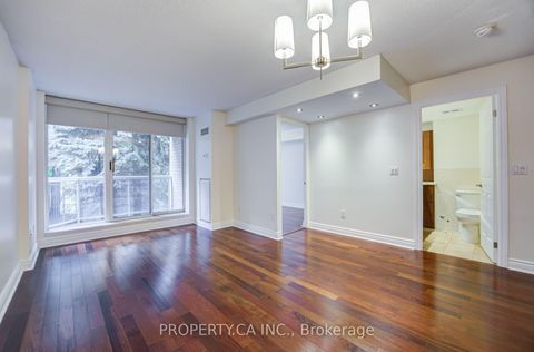 Photo 12 at 209 - 330 Adelaide Street E, Moss Park, Toronto