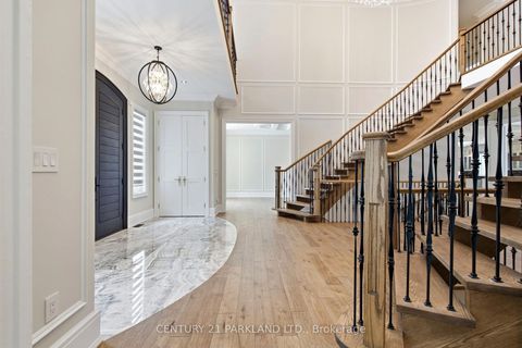 Photo 4 at 12 Hollywood Crescent, Nobleton, King