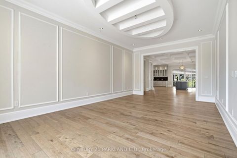 Photo 7 at 12 Hollywood Crescent, Nobleton, King
