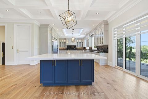Photo 11 at 12 Hollywood Crescent, Nobleton, King