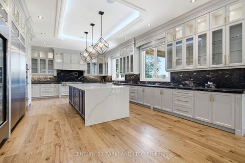 Photo 12 at 12 Hollywood Crescent, Nobleton, King
