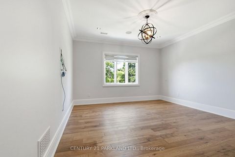 Photo 22 at 12 Hollywood Crescent, Nobleton, King