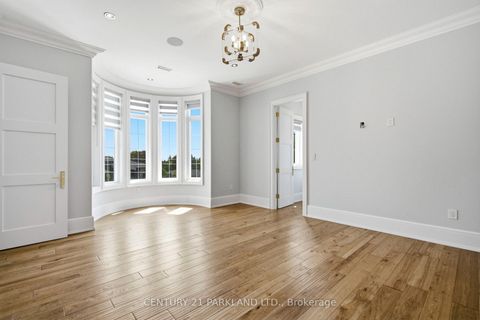 Photo 32 at 12 Hollywood Crescent, Nobleton, King