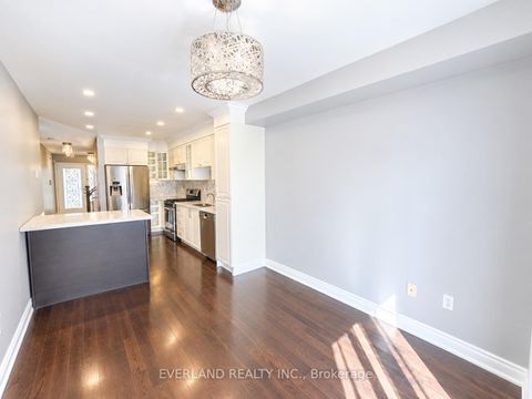 Photo 4 at 249 Yellowood Circle, Patterson, Vaughan