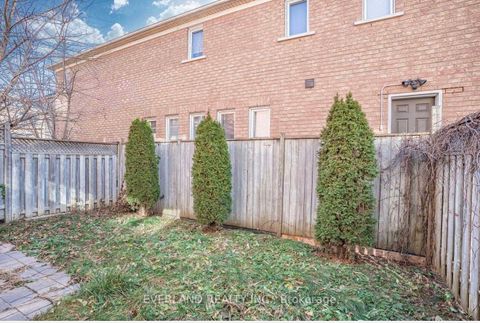 Photo 16 at 249 Yellowood Circle, Patterson, Vaughan