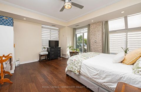 Photo 18 at 407 - 935 Royal York Road, Queensway, Toronto