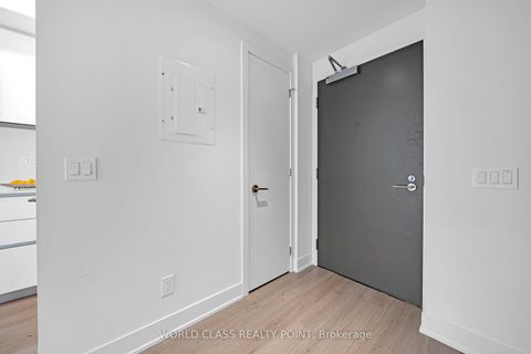 Photo 3 at 2404 - 8 Cumberland Street, Annex, Toronto