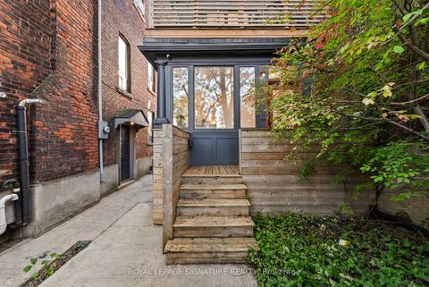 Photo 1 at 540 Crawford Street, Little Italy, Toronto