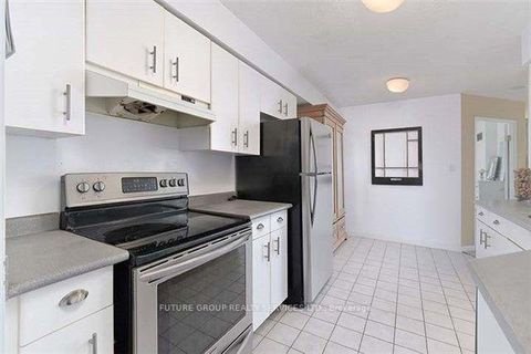 Photo 8 at 2213 - 24 Wellesley Street W, Bay Street Corridor, Toronto