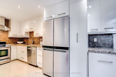 Photo 23 at PL3 - 3800 Yonge Street, Nortown, Toronto