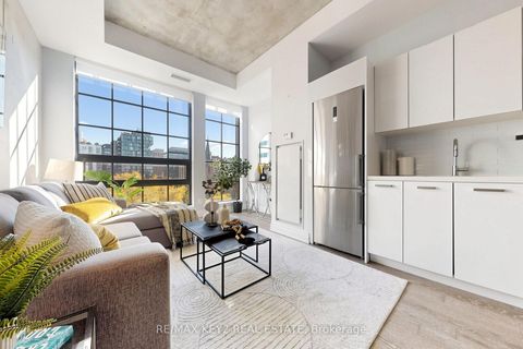 Photo 5 at 615 - 608 Richmond Street W, Waterfront Communities C1, Toronto