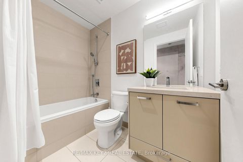 Photo 20 at 615 - 608 Richmond Street W, Waterfront Communities C1, Toronto