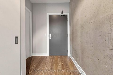 Photo 23 at 615 - 608 Richmond Street W, Waterfront Communities C1, Toronto