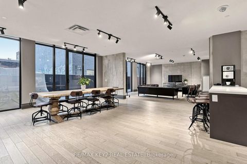 Photo 32 at 615 - 608 Richmond Street W, Waterfront Communities C1, Toronto