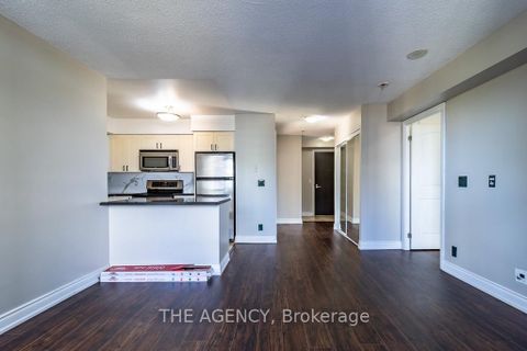 Photo 13 at 1004 - 1070 Sheppard Avenue, York University Heights, Toronto