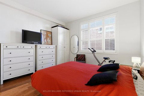 Photo 13 at 58 St Nicholas Street, Bay Street Corridor, Toronto