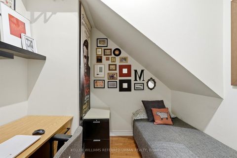 Photo 16 at 58 St Nicholas Street, Bay Street Corridor, Toronto