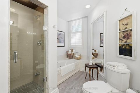 Photo 20 at 58 St Nicholas Street, Bay Street Corridor, Toronto