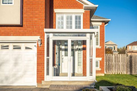 Photo 4 at 109 Melbourne Drive, Rouge Woods, Richmond Hill