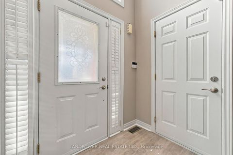Photo 6 at 109 Melbourne Drive, Rouge Woods, Richmond Hill
