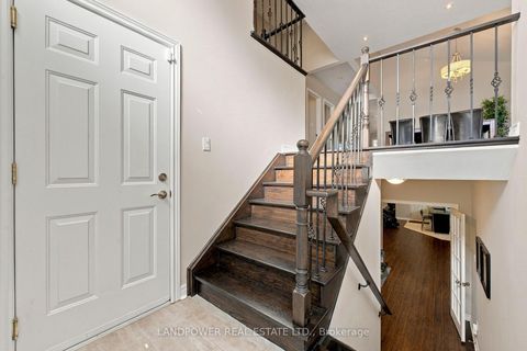 Photo 7 at 109 Melbourne Drive, Rouge Woods, Richmond Hill