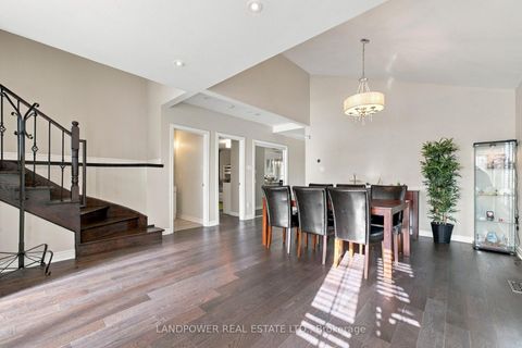 Photo 11 at 109 Melbourne Drive, Rouge Woods, Richmond Hill