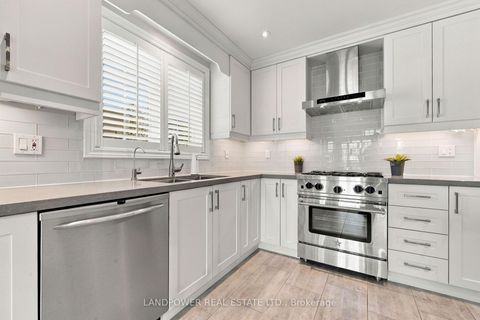 Photo 18 at 109 Melbourne Drive, Rouge Woods, Richmond Hill