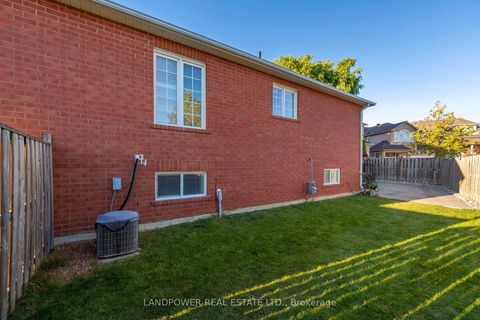 Photo 42 at 109 Melbourne Drive, Rouge Woods, Richmond Hill