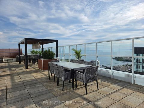 Photo 14 at 602 - 17 Bathurst Street, Waterfront Communities C1, Toronto
