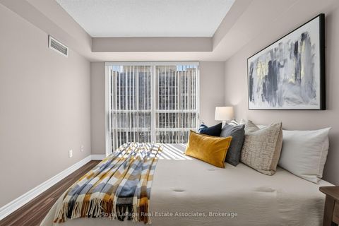 Photo 15 at 1804 - 5 Michael Power Place, City Centre West, Toronto