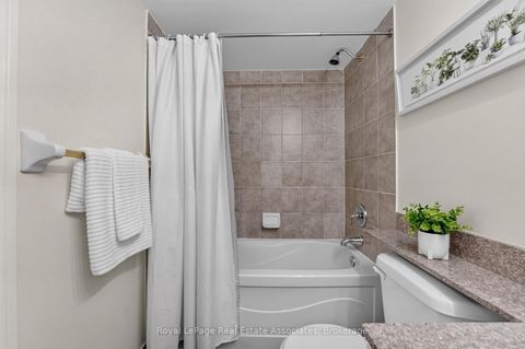 Photo 18 at 1804 - 5 Michael Power Place, City Centre West, Toronto