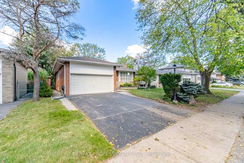 Photo 1 at 14 Strathdee Drive, Richview, Toronto