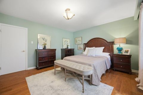 Photo 20 at 14 Strathdee Drive, Richview, Toronto