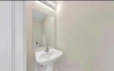 Photo 5 at 1151 Skyridge Boulevard, Rural Pickering, Pickering