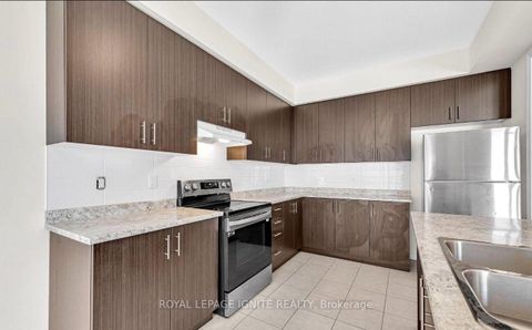 Photo 13 at 1151 Skyridge Boulevard, Rural Pickering, Pickering