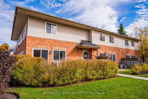Photo 2 at 43 - 1 Testa Road, Uxbridge