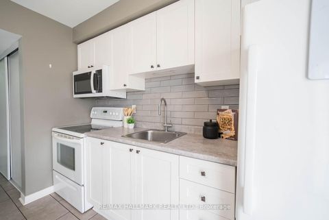 Photo 38 at 43 - 1 Testa Road, Uxbridge