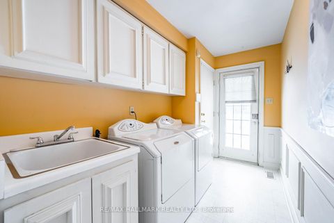 Photo 17 at 29 Longwater Chase, Unionville, Markham