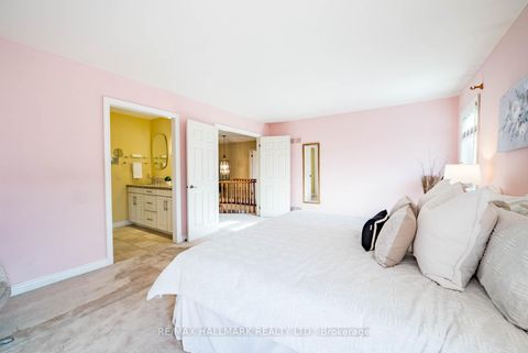 Photo 19 at 29 Longwater Chase, Unionville, Markham