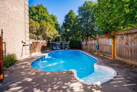 Photo 38 at 29 Longwater Chase, Unionville, Markham