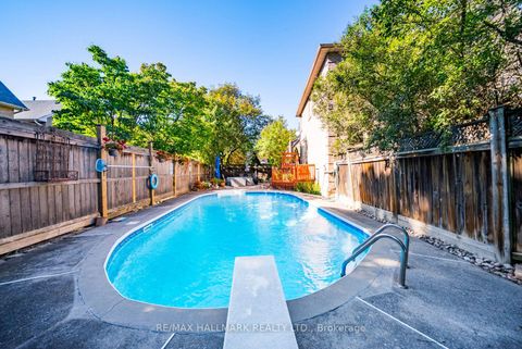 Photo 40 at 29 Longwater Chase, Unionville, Markham