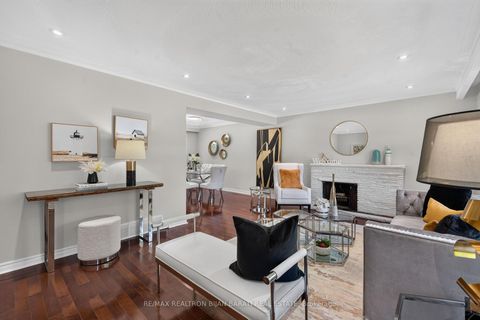 Photo 6 at 215 Grandview Avenue, Grandview, Markham